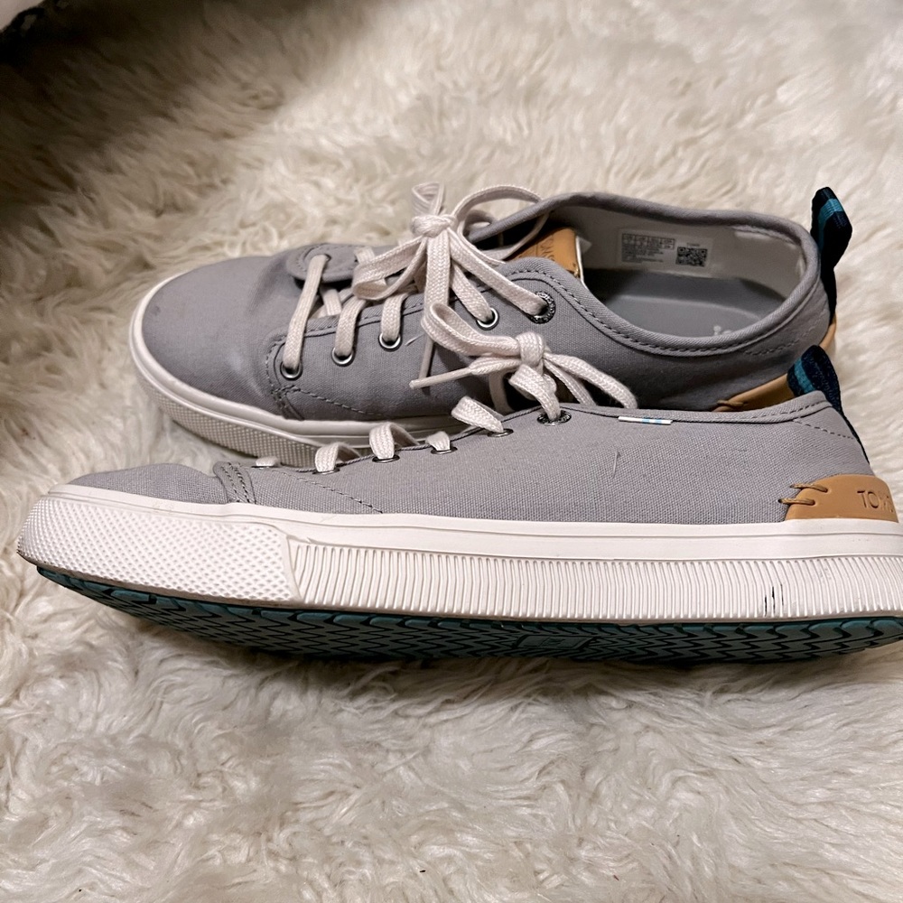 TOMS stitch fix shoes